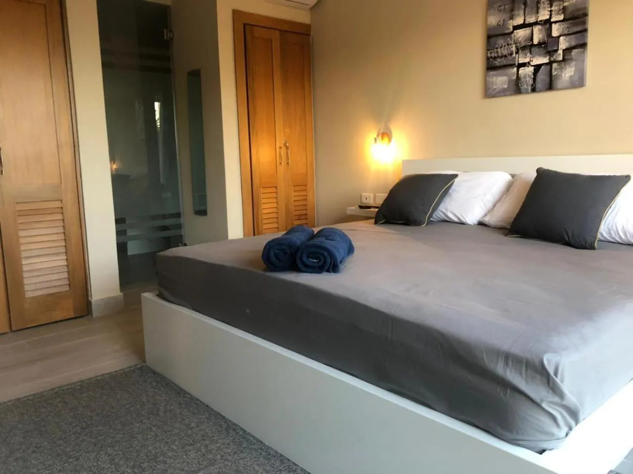 Apartamento Lujoso Y Exclusivo A 15 Minutos Andando De La Playa La Laguna