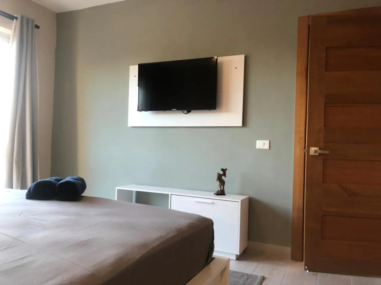 Apartamento Lujoso Y Exclusivo A 15 Minutos Andando De La Playa La Laguna